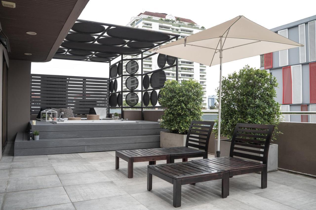 Thea Private Suites By Th District Bangkok Esterno foto