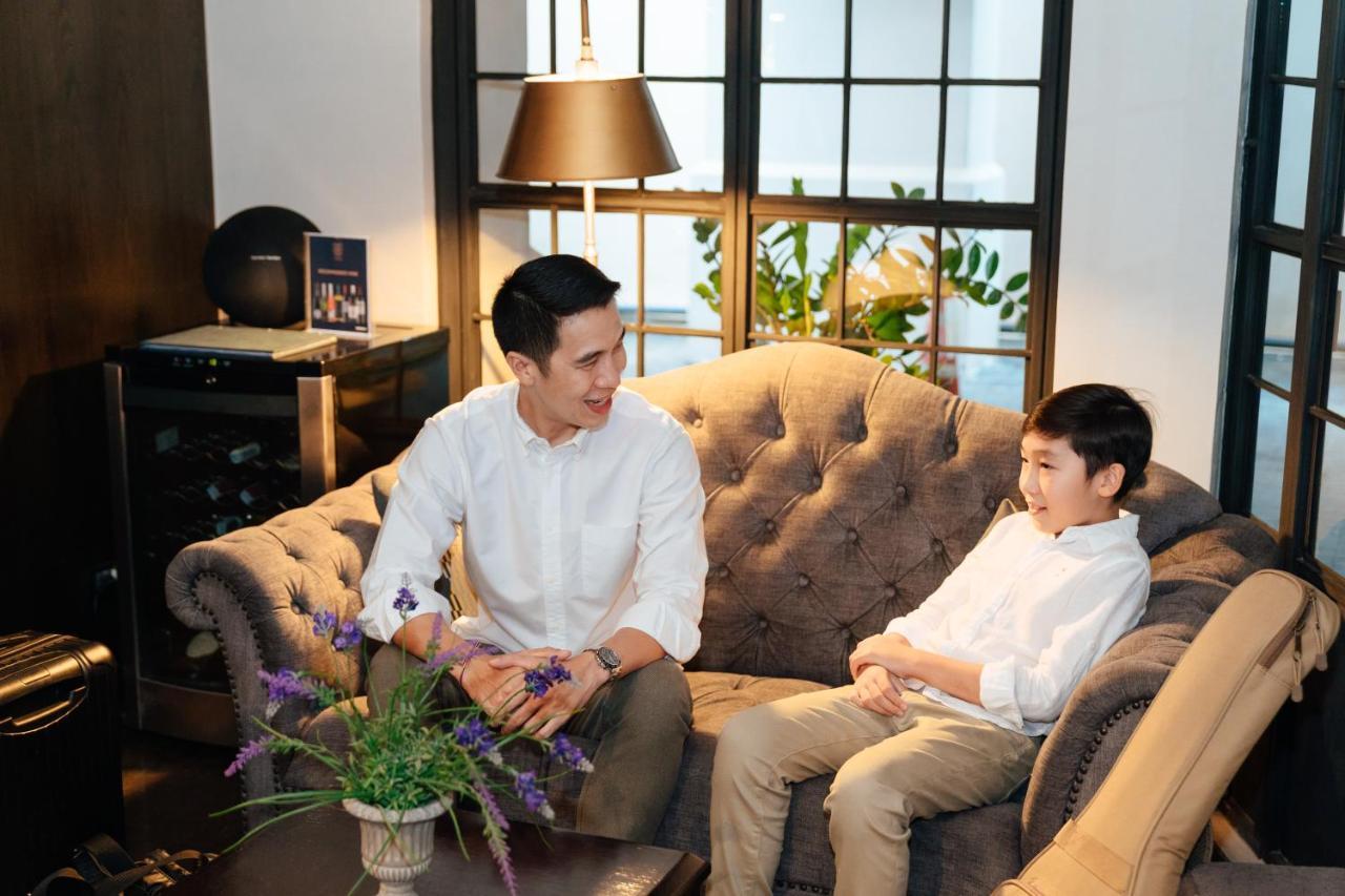 Thea Private Suites By Th District Bangkok Esterno foto