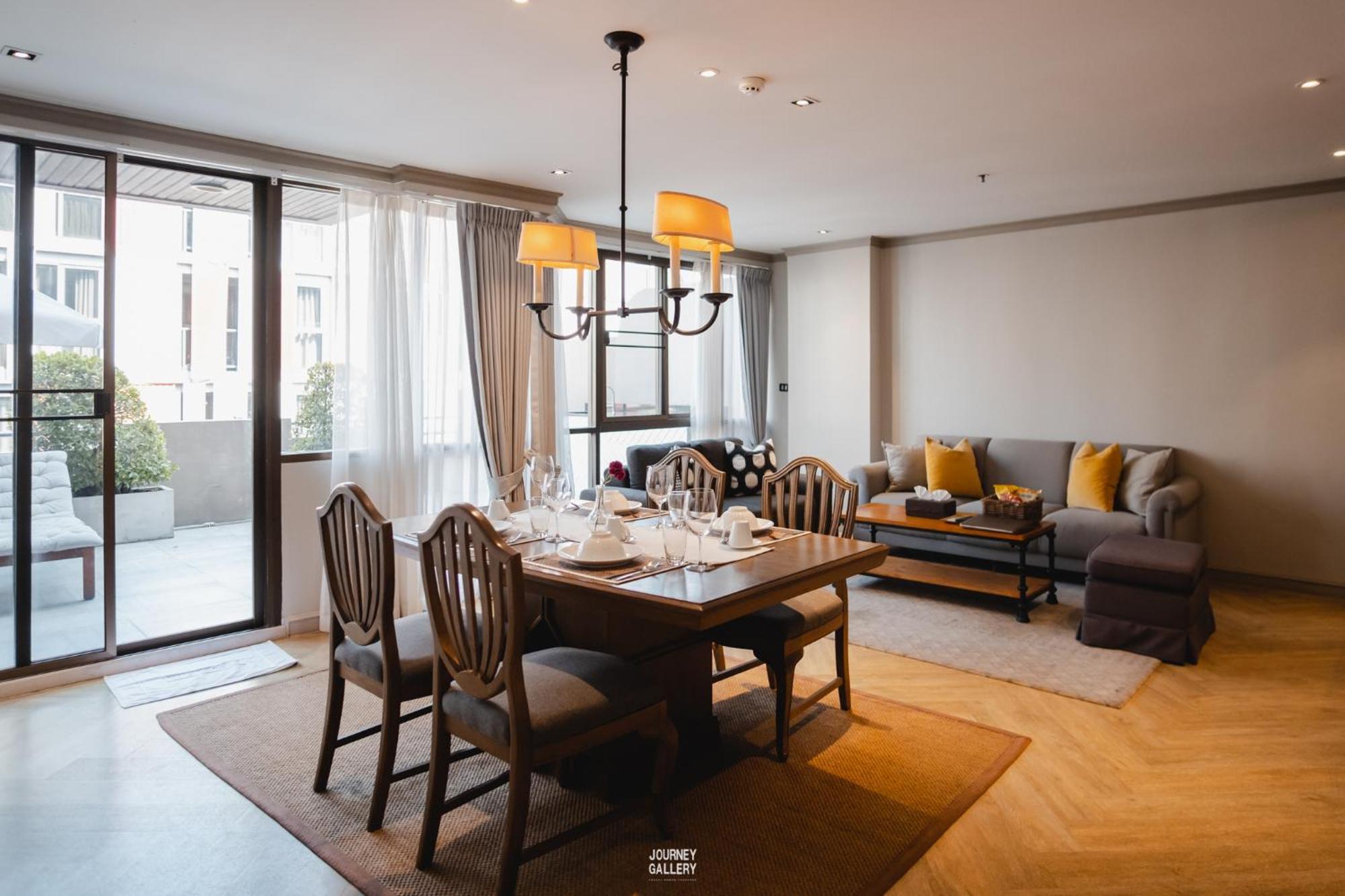 Thea Private Suites By Th District Bangkok Esterno foto