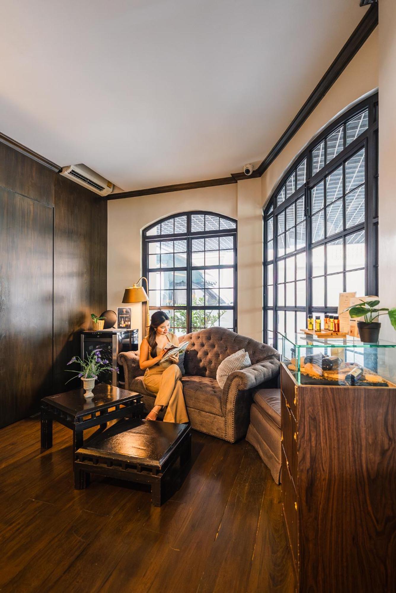 Thea Private Suites By Th District Bangkok Esterno foto